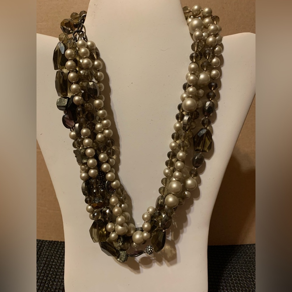 Stella and Dot Necklace